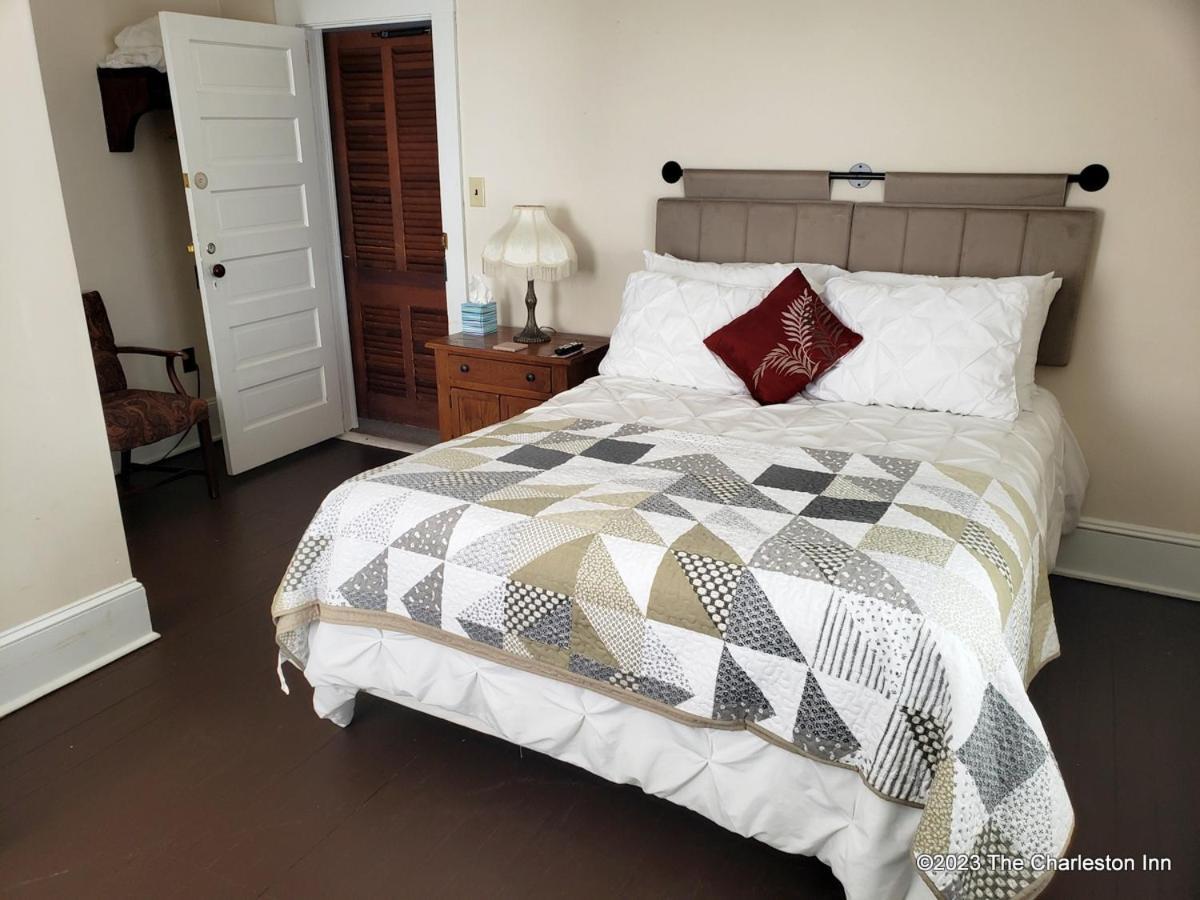 The Charleston Nc Bed & Breakfast Hendersonville