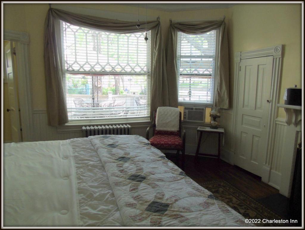 Bed & Breakfast The Charleston Nc Hendersonville