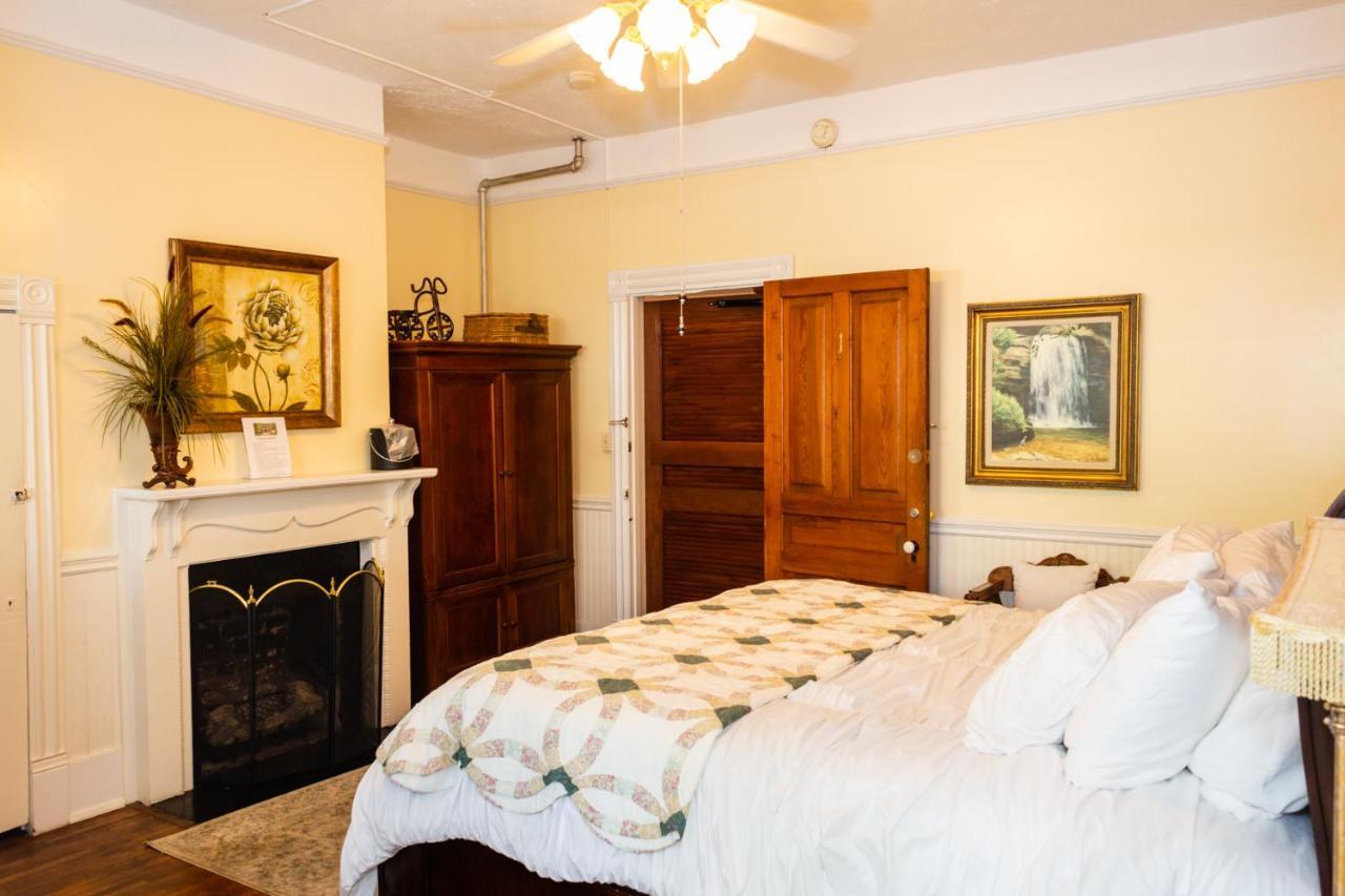 The Charleston Nc 3*